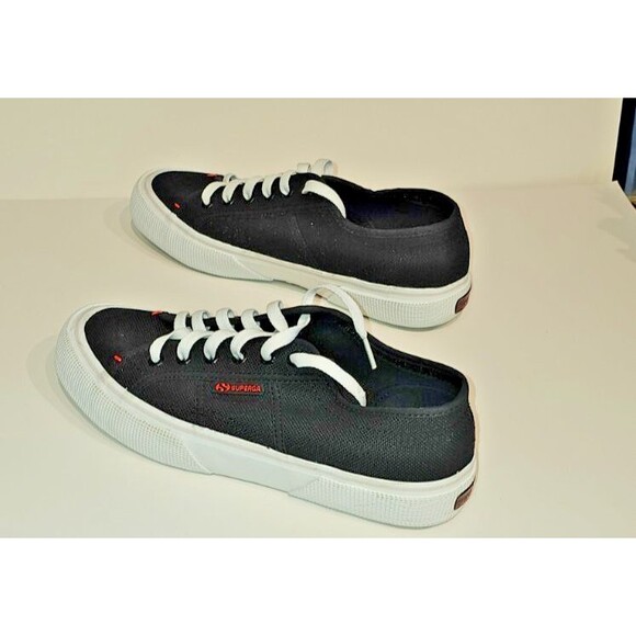 NEW Women's Superga Black with Red Stitching EU Size 41 ( US 9.5) - Picture 5 of 7